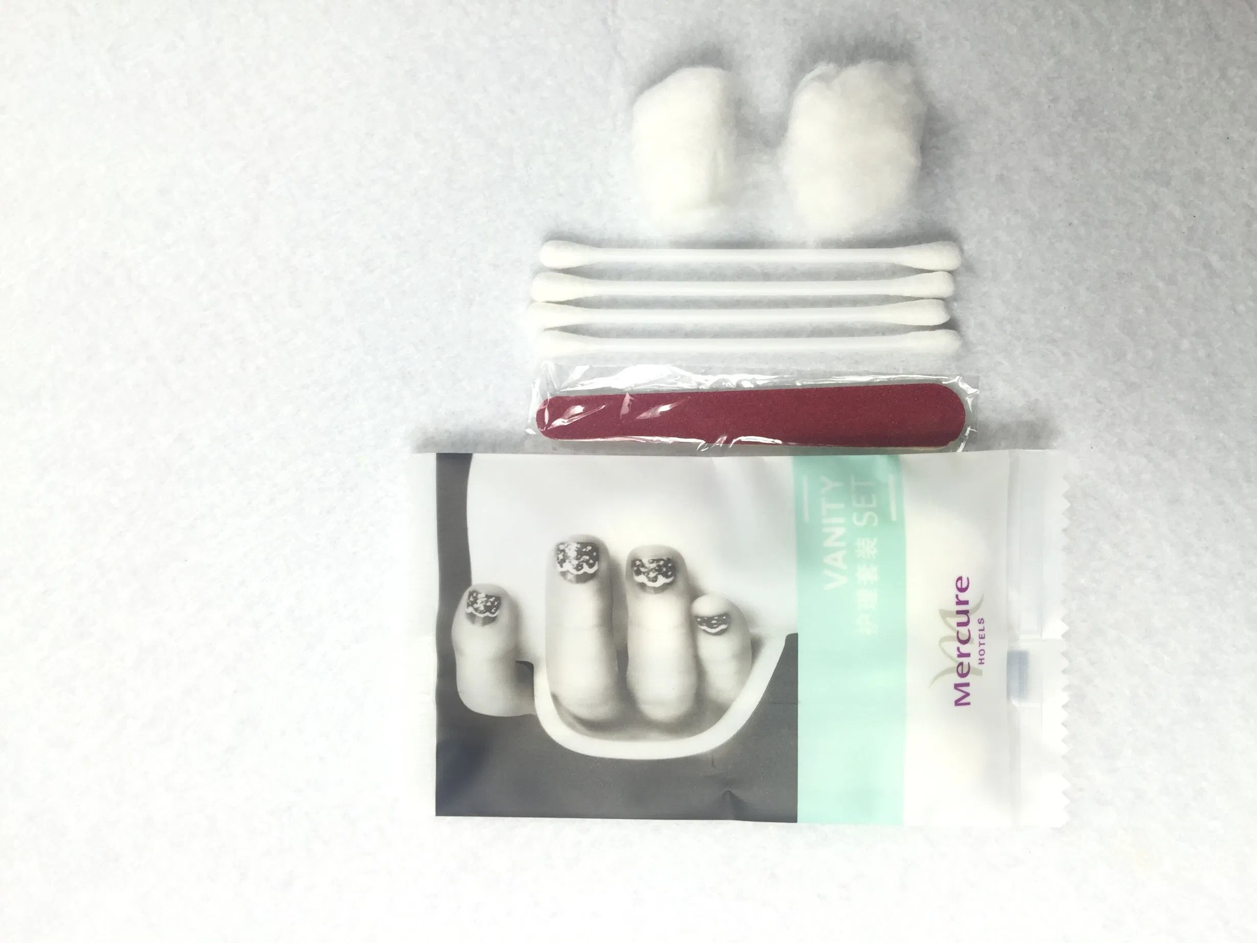 Hotel Disposable Sewing Kit in Sachet