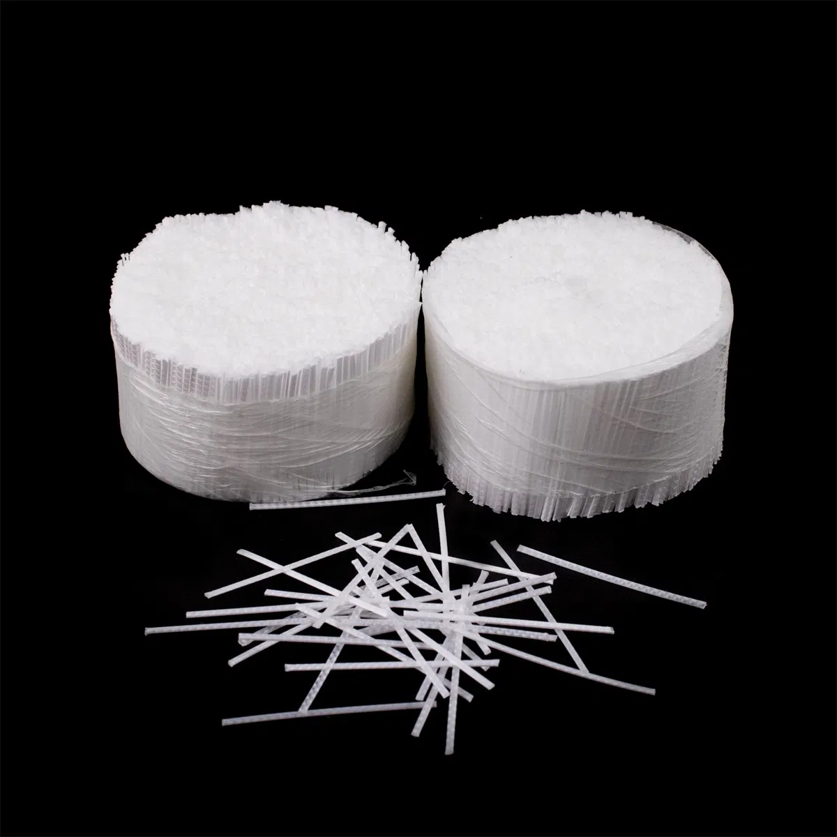 Synthetic White PP Macro Fiber Embossed