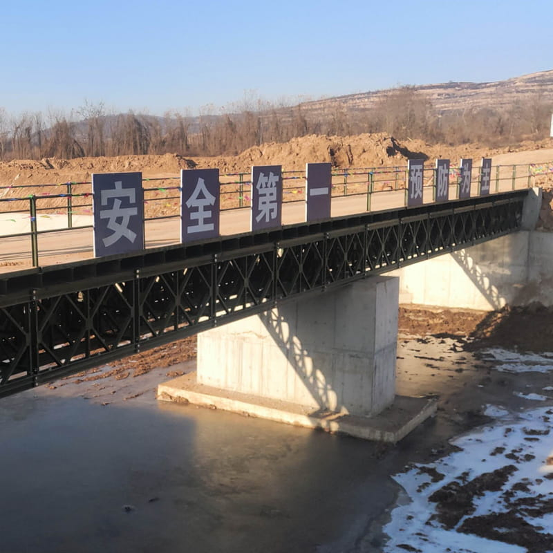 Top Notch Quick Assembly Versatile Bailey Bridge for River Crossings