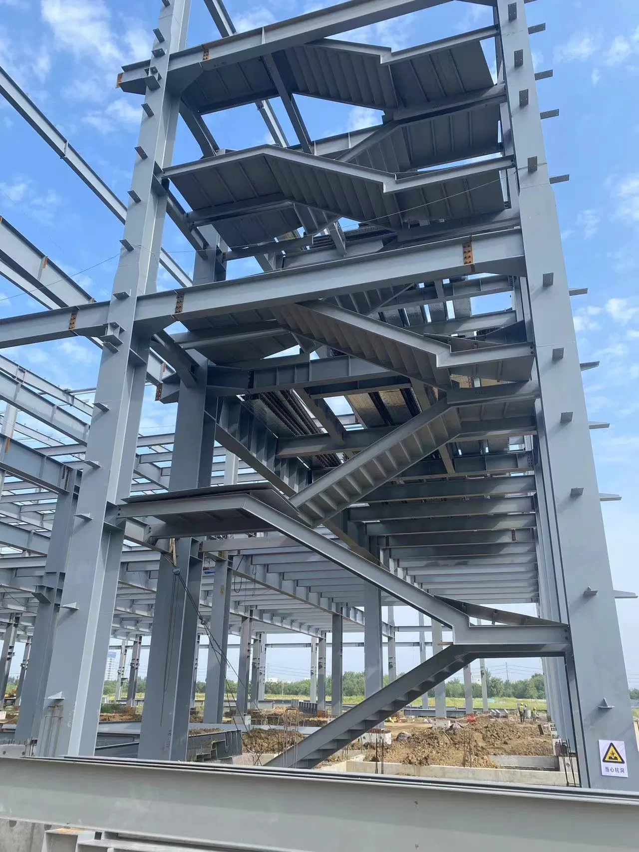 Pre-Engineered Steel Structure Logistics Warehouse