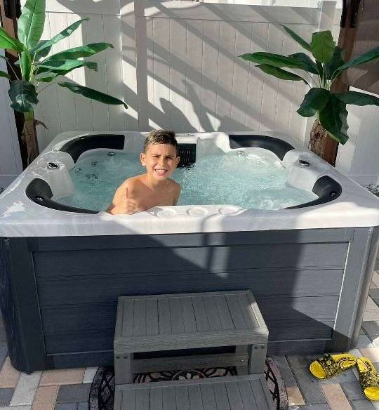 4 Person Acrylic Balboa Hot Tub Outdoor for Backyard Jakuzzi Whirlpool Massage SPA Bathtubs