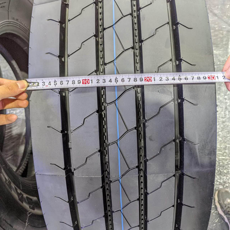 Cargostone Hydrogrip 385/65 R22.5 Radial Truck Tire — Rainy Highway Leader