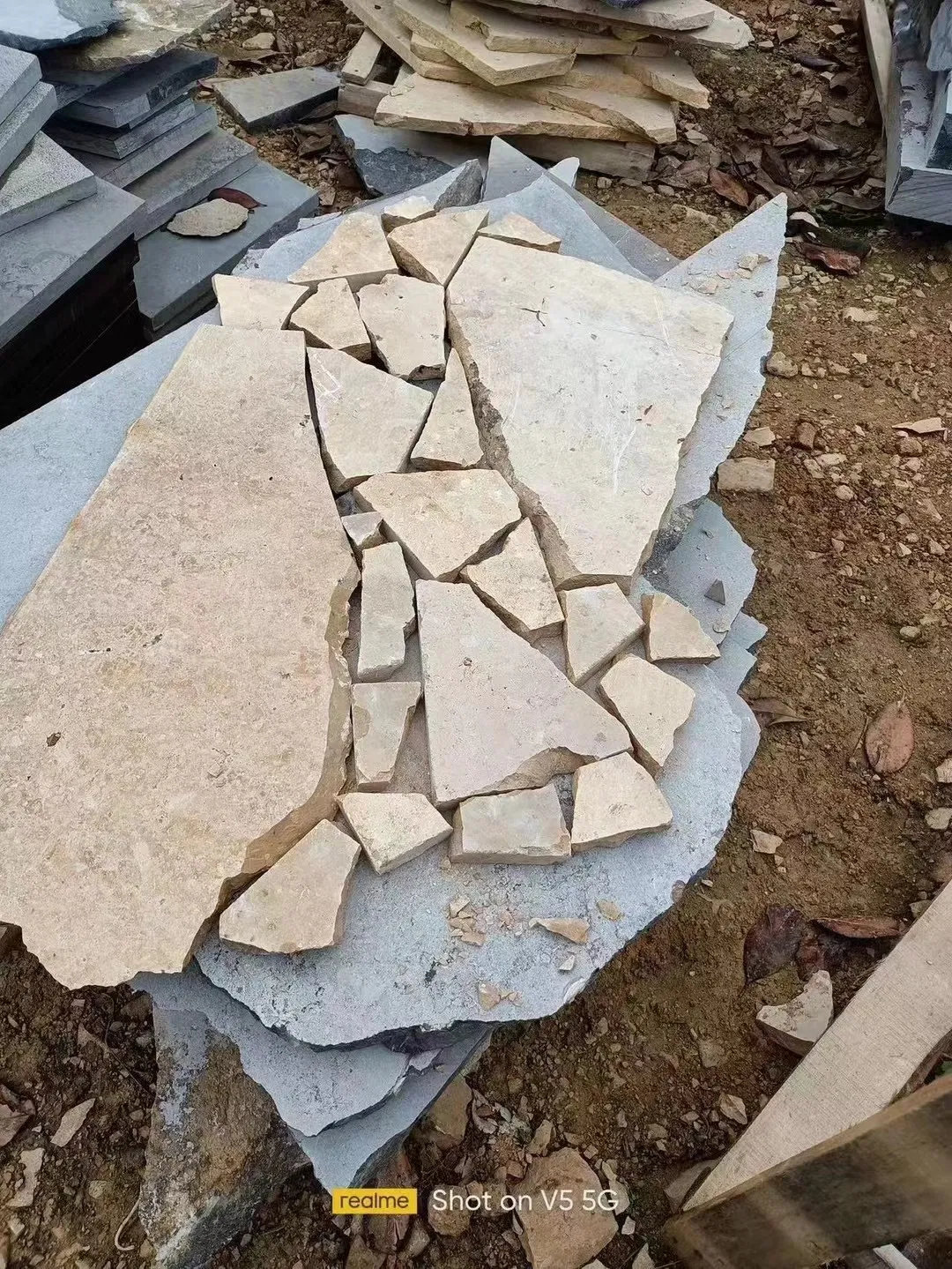 Beige Natural Slate Landscaping Flagestone Mat Crazy Pavers Stone Tile on Wholesale