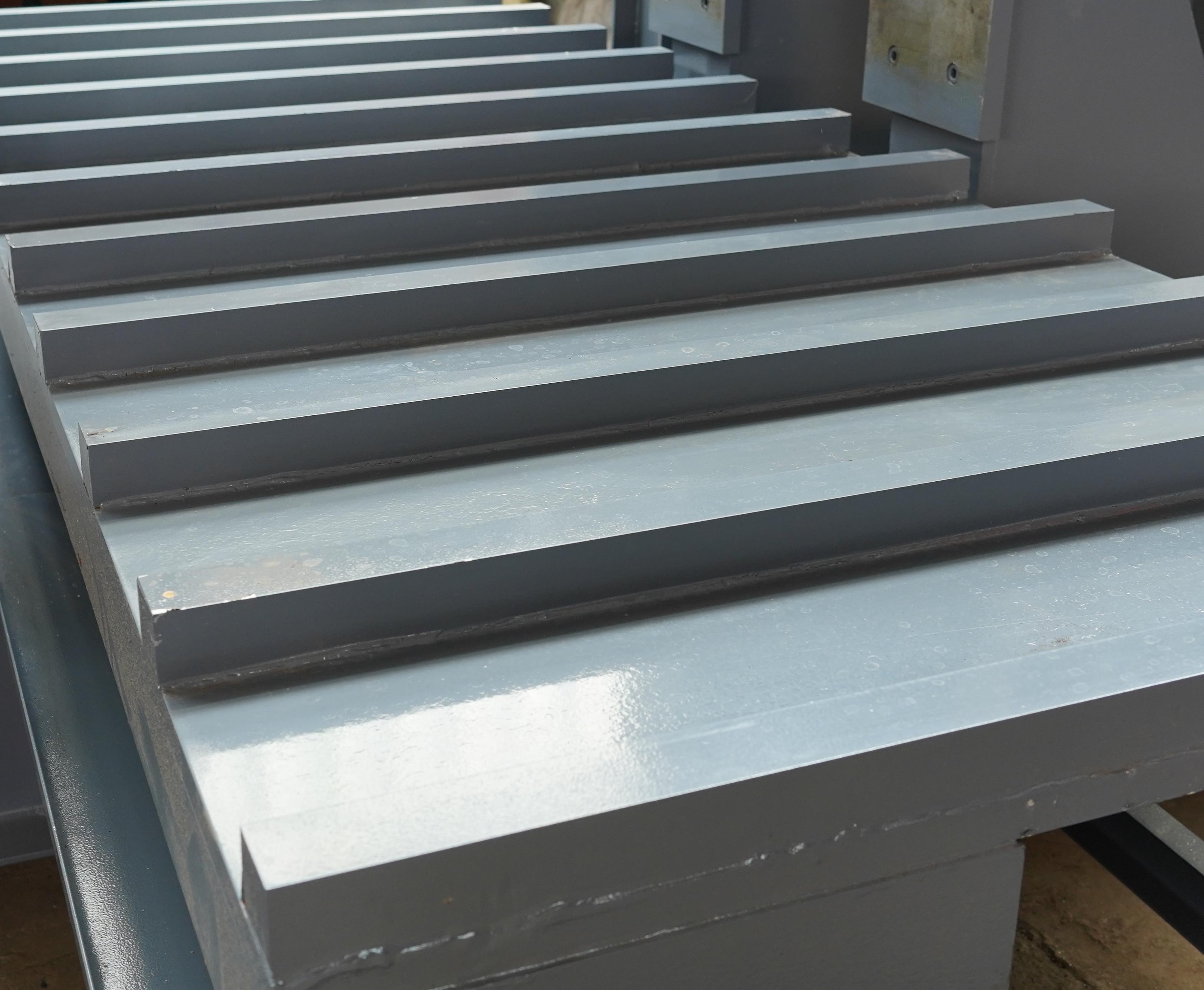 Ленточная пила промышленная 650-800 мм LoginFly