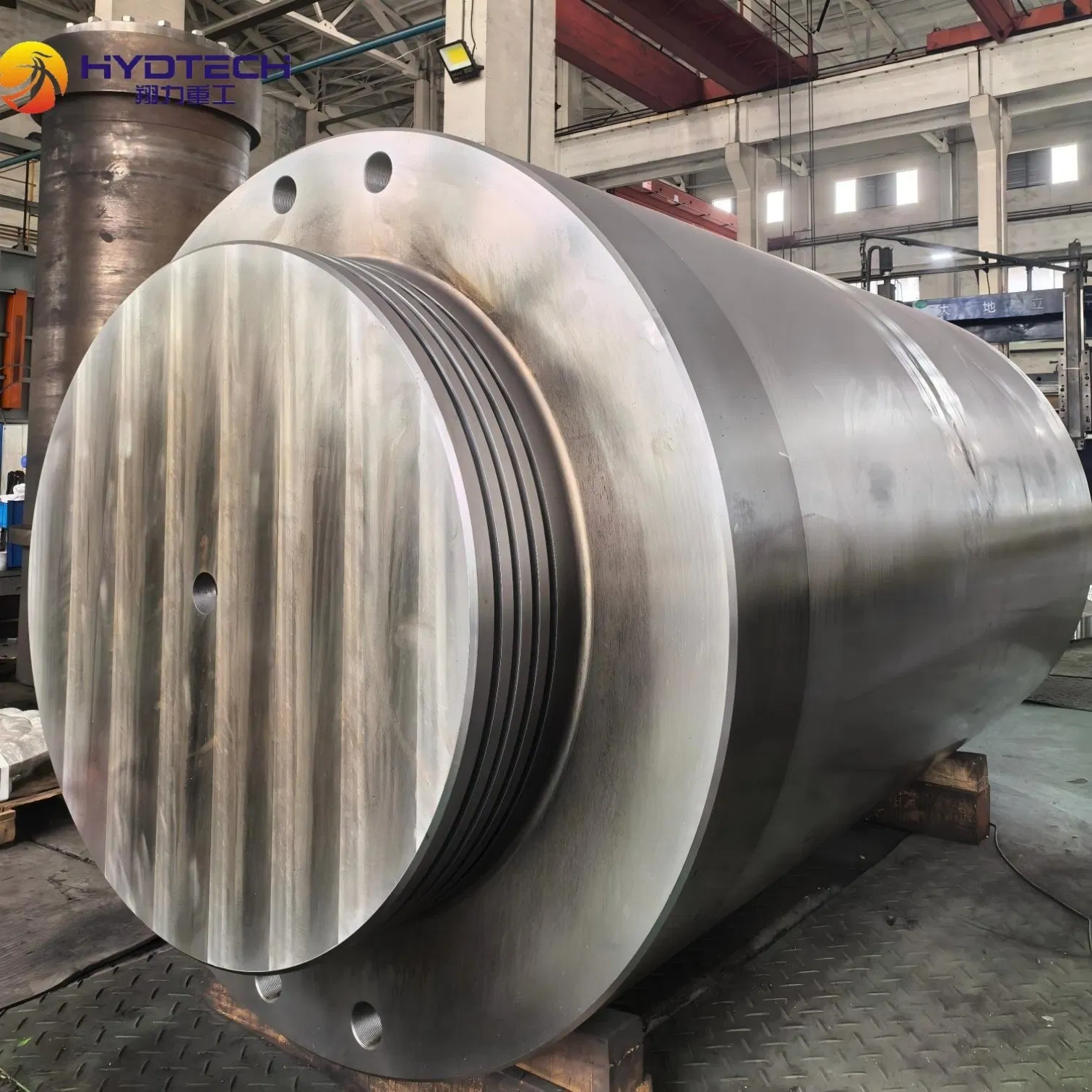 Гидравлический цилиндр для пресса 10000 тонн