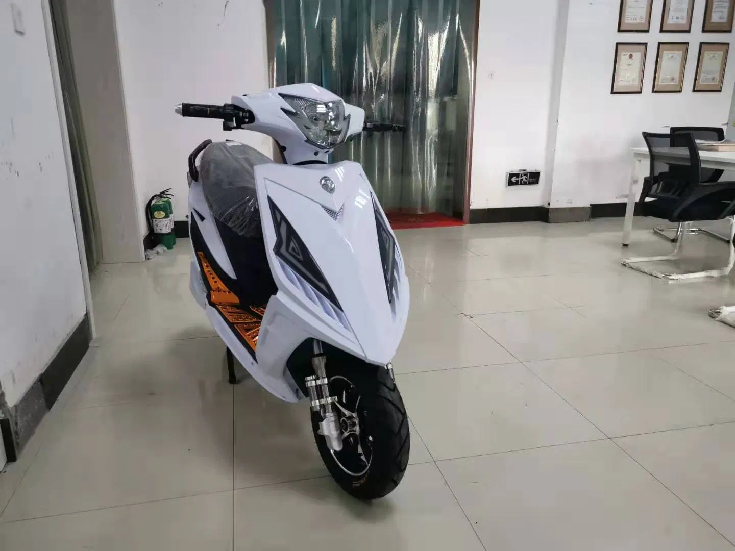 Engtian Electric Scooters New Fashion Adult Mobility Max Speed 45 Motorcycles High Quality Low Price