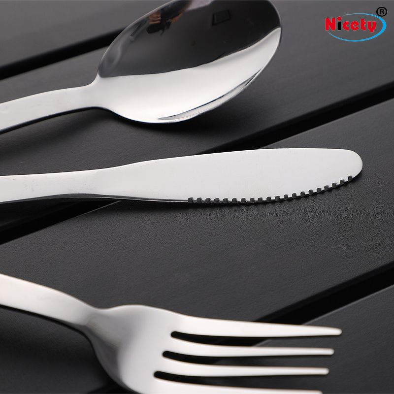 Wholesale High Quality Stainless Steel Western Tableware with Engraved Handle Cutlery Sets