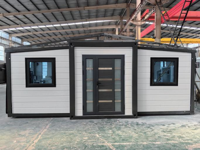 Luxury Expandable Prefab Container House for Mobile Living