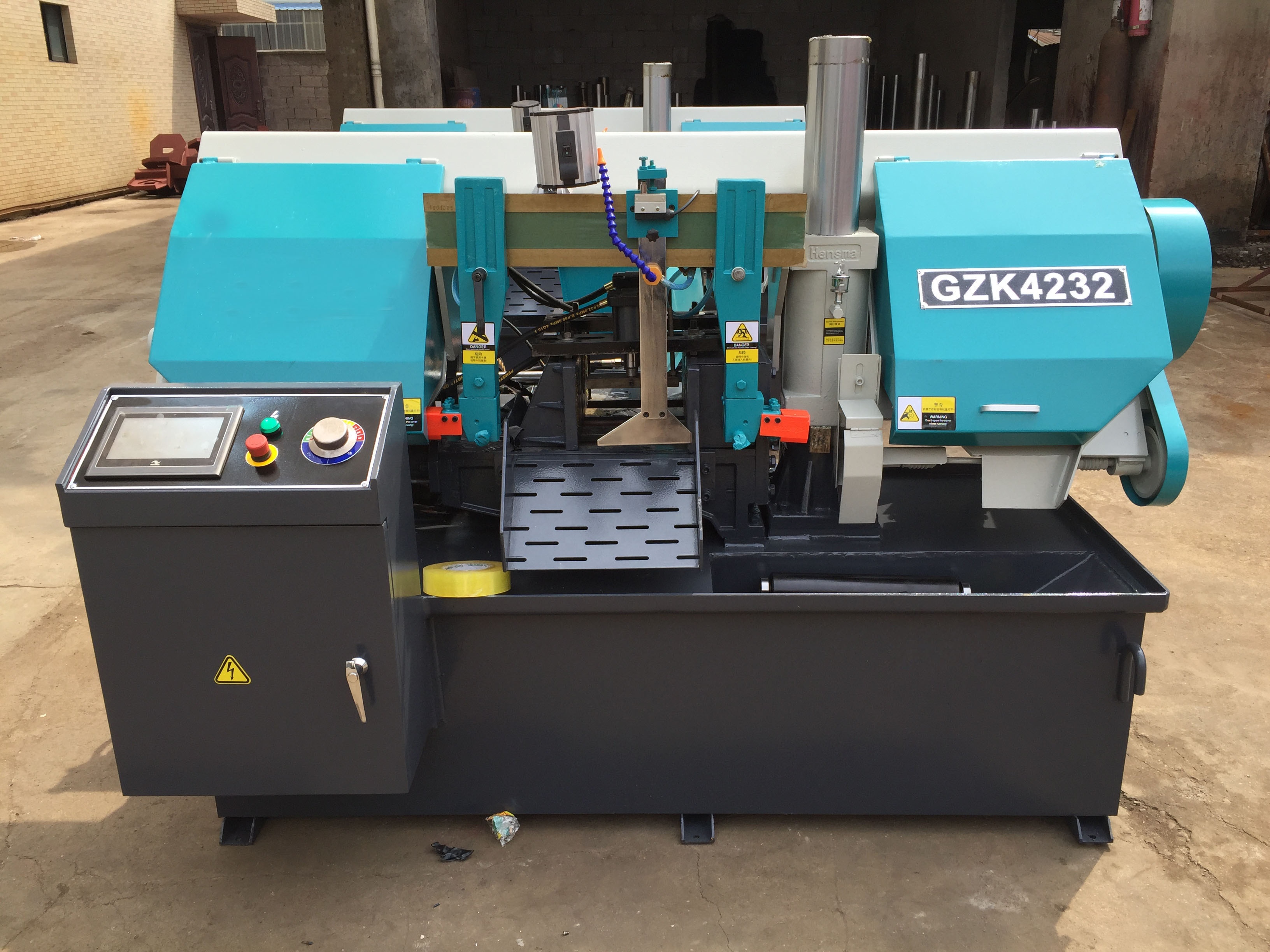 Станок ленточнопильный автоматический по металлу