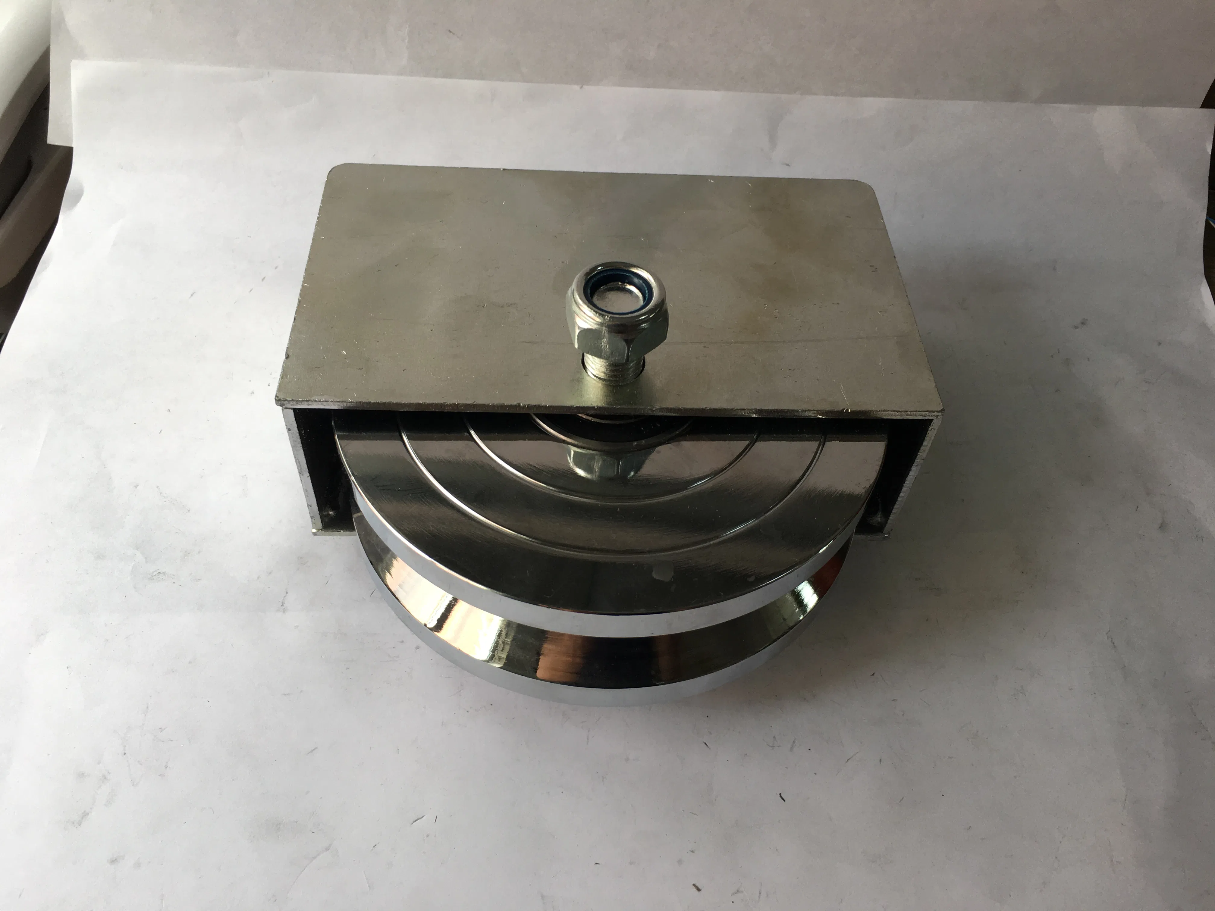 Professional Manufacturing Heavy Duty Chrome Plated V-Grooved Gate Wheel