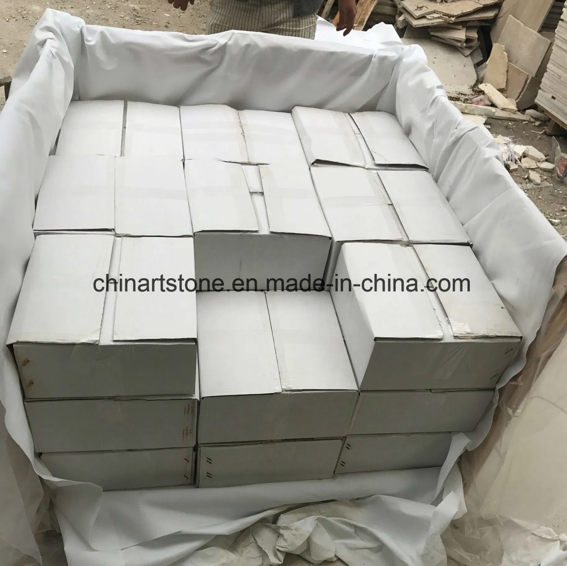 Мозаика из черного мрамора Маркина для стен