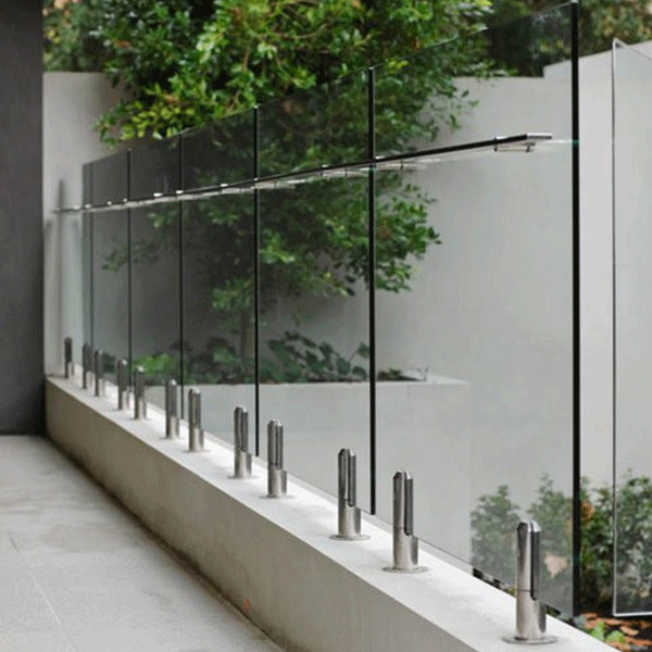 European Style Outdoor Stainless Steel Railing Post Glass Clamp Fittings