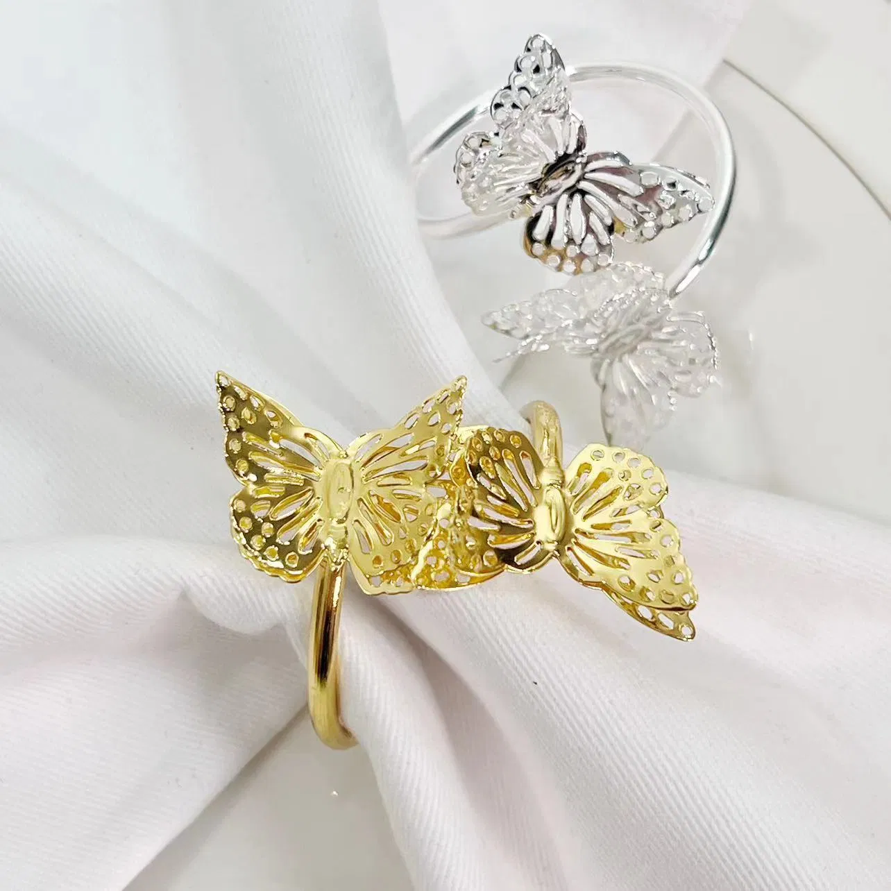 Metal Hollowed-out Butterfly Napkin Ring Home Restaurant Napkin Holder