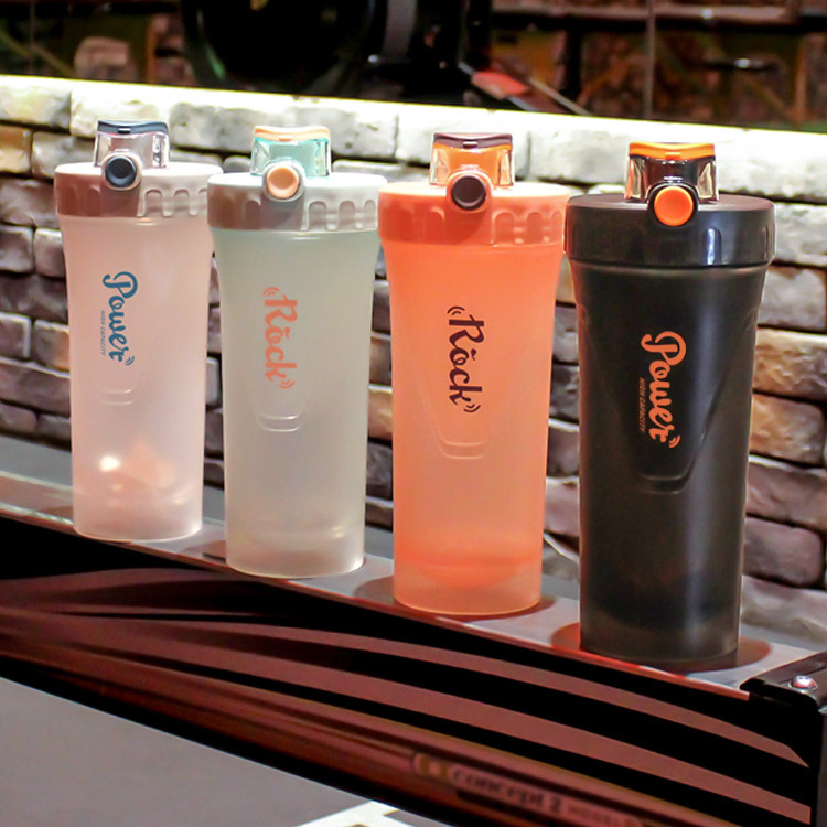 700ml Large Capacity Plastic Water Cup with Elastic Lid