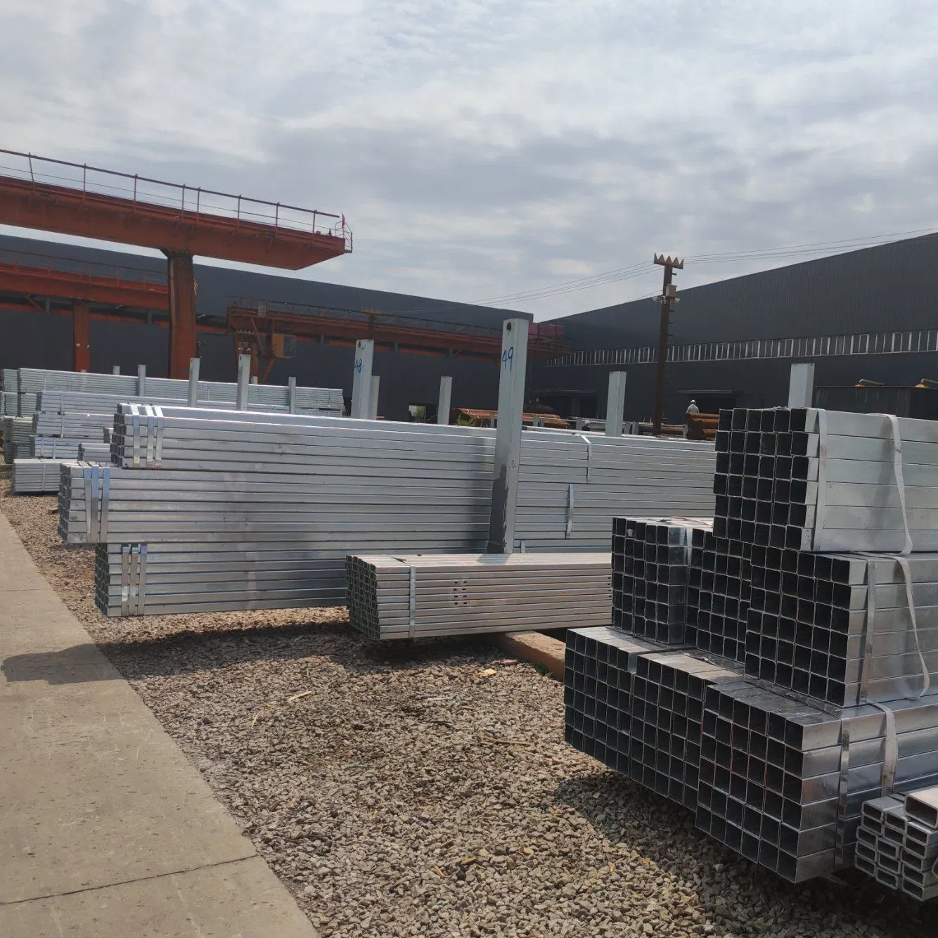 Construction Materials Steel Iron Q235B Professional Hot Rolled Wide Use Steel H Beam