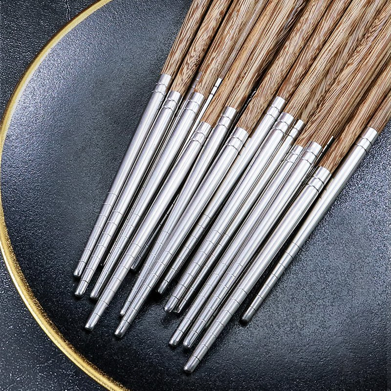 Natural Wooden Chopsticks for Healthy and Stylish Table Settings