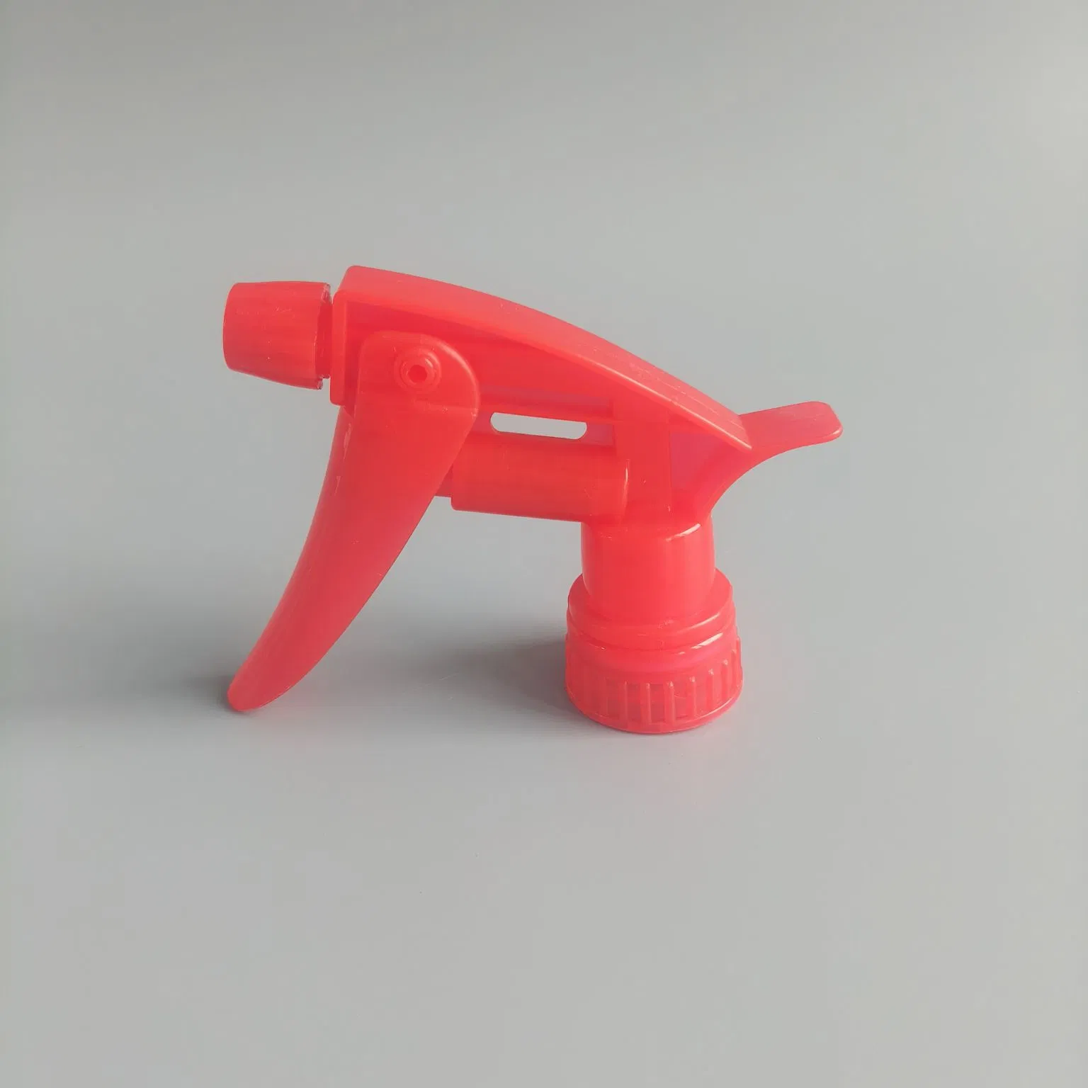Red Plastic Trigger Water Spray Trigger Pump Spray for Refillable