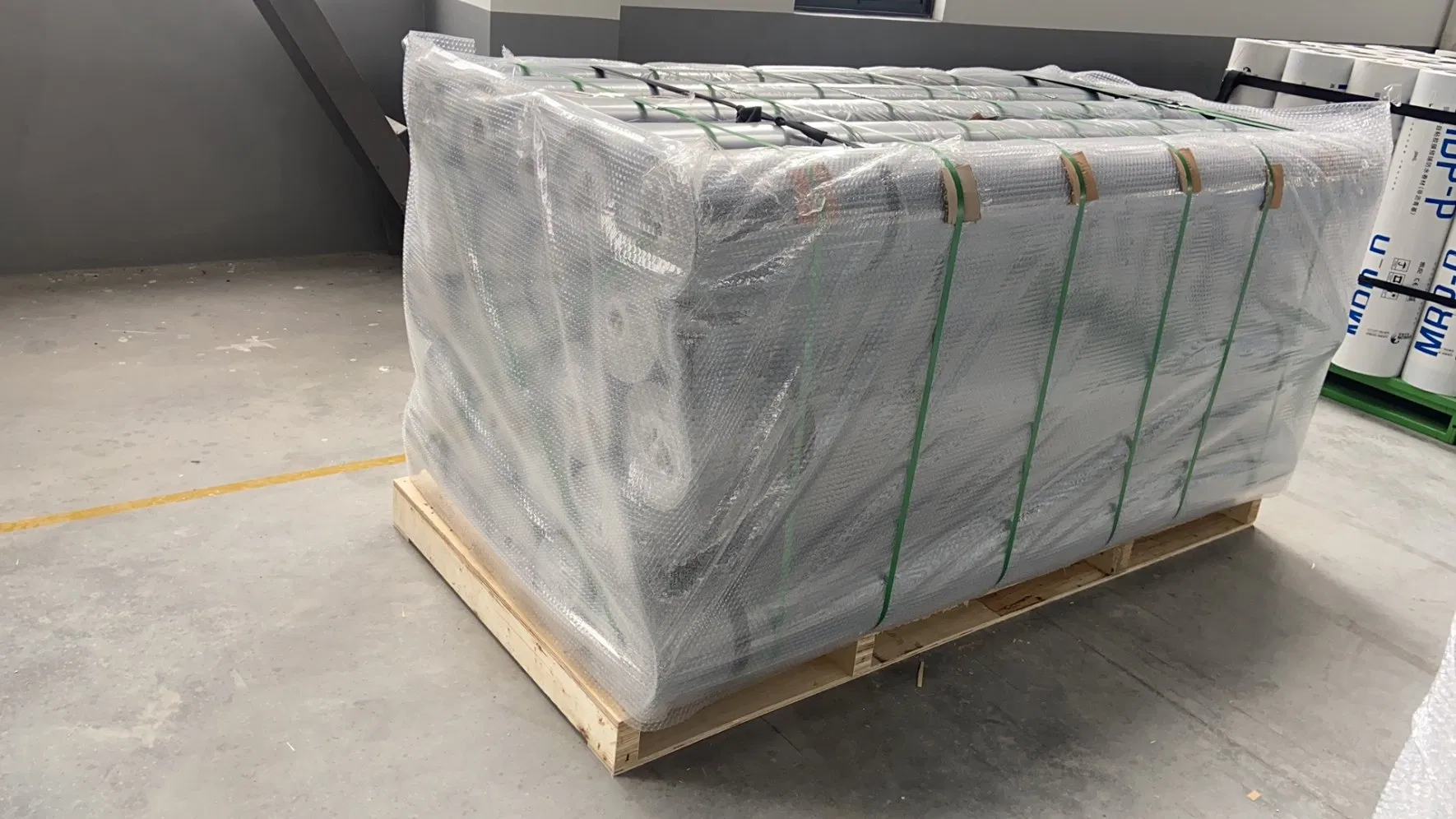 PVC Roofing Membrane Smooth Version CE Bba FM Approval