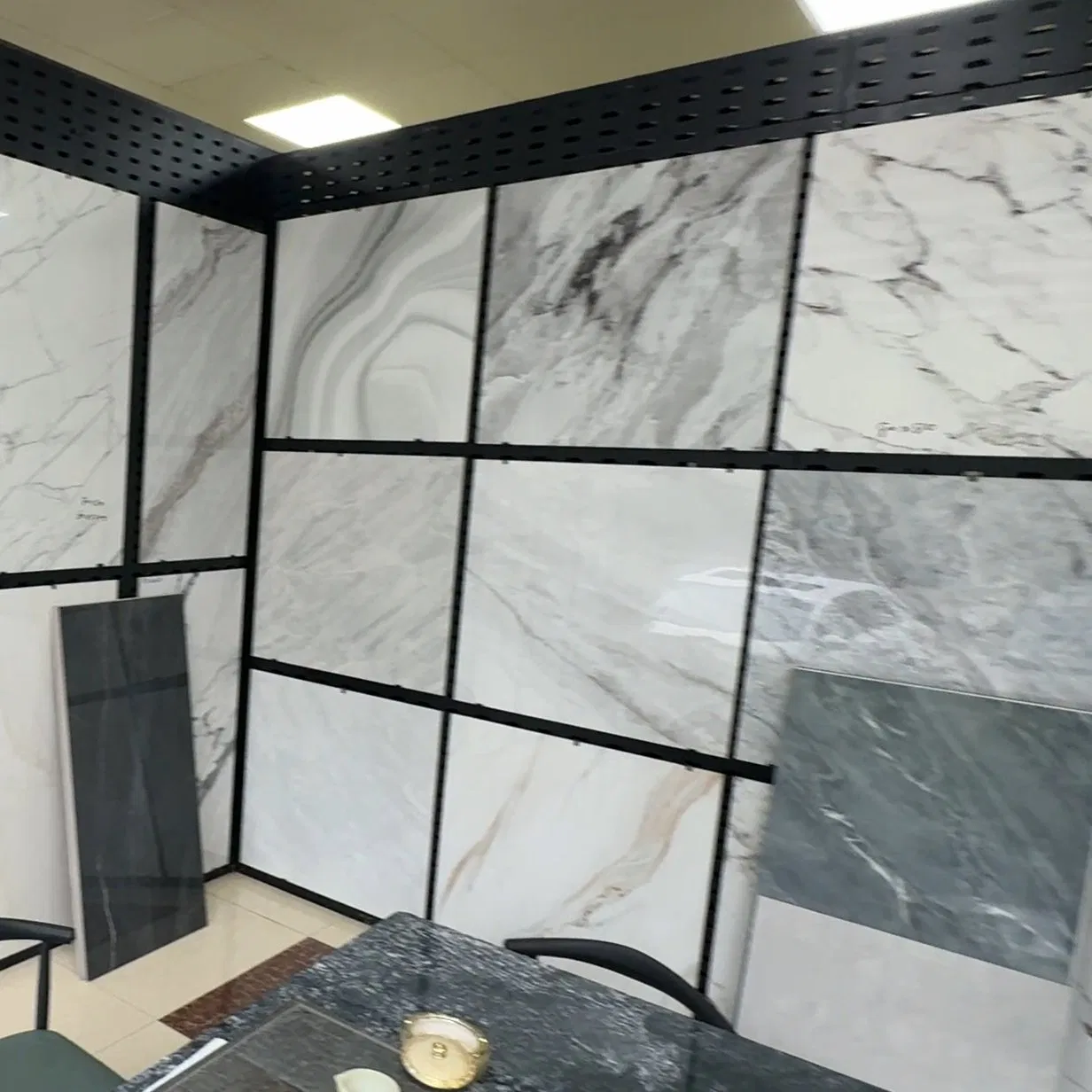 Керамогранит 600x600 антискользящий матовый серый