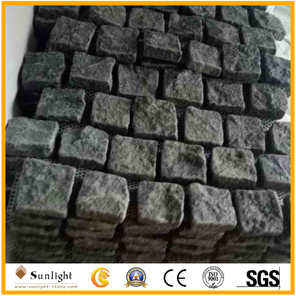 Natural Split G684 Black Basalt Cobblestone Paving Stone on Mesh