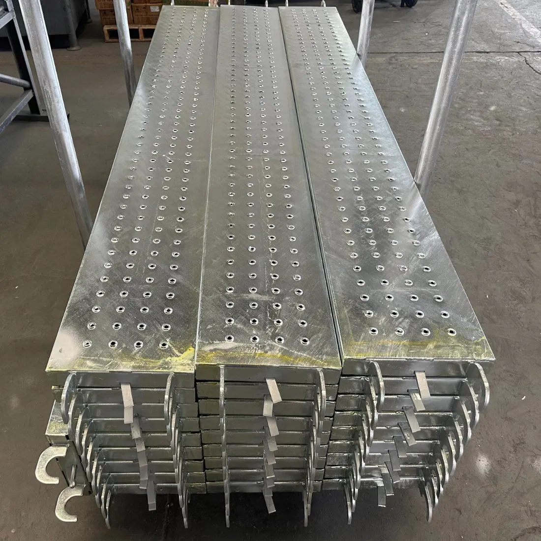 China Factory Steel Scaffold Galvanized Platform Scaffold Board Metal Plank with SGS Certificate