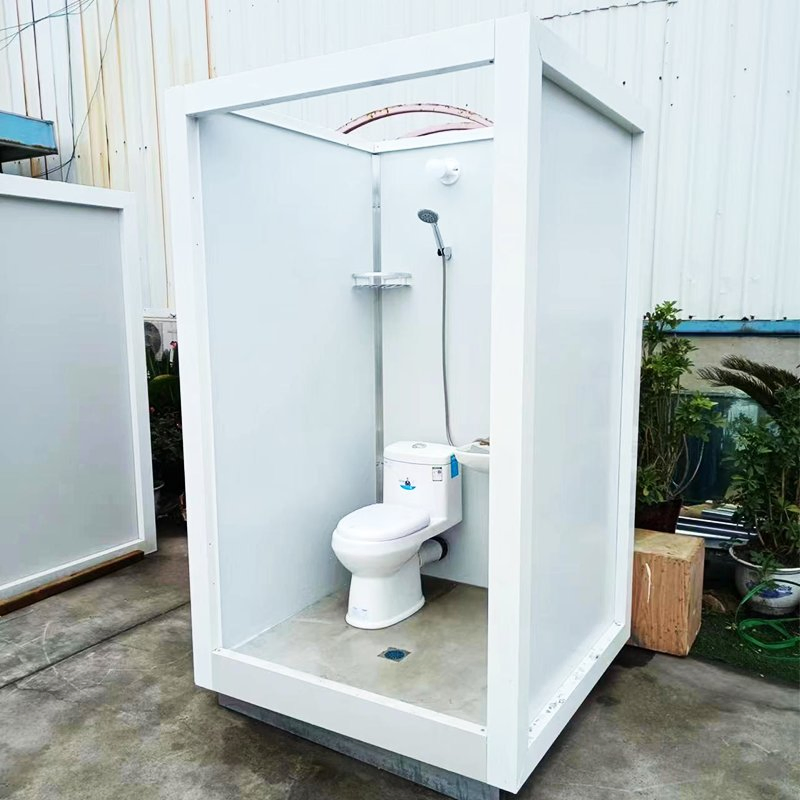 China Manufacturer Factory of High Quality Prefab Houses Roto Molding Plastic Mobile Portabletoilet