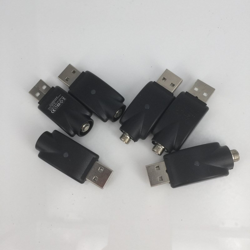 Умное зарядное устройство Uketa с защитой от перезаряда