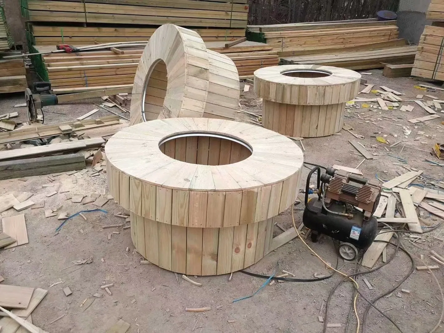 Preservative or Anticorossive Wooden Flower Terrace/Bed