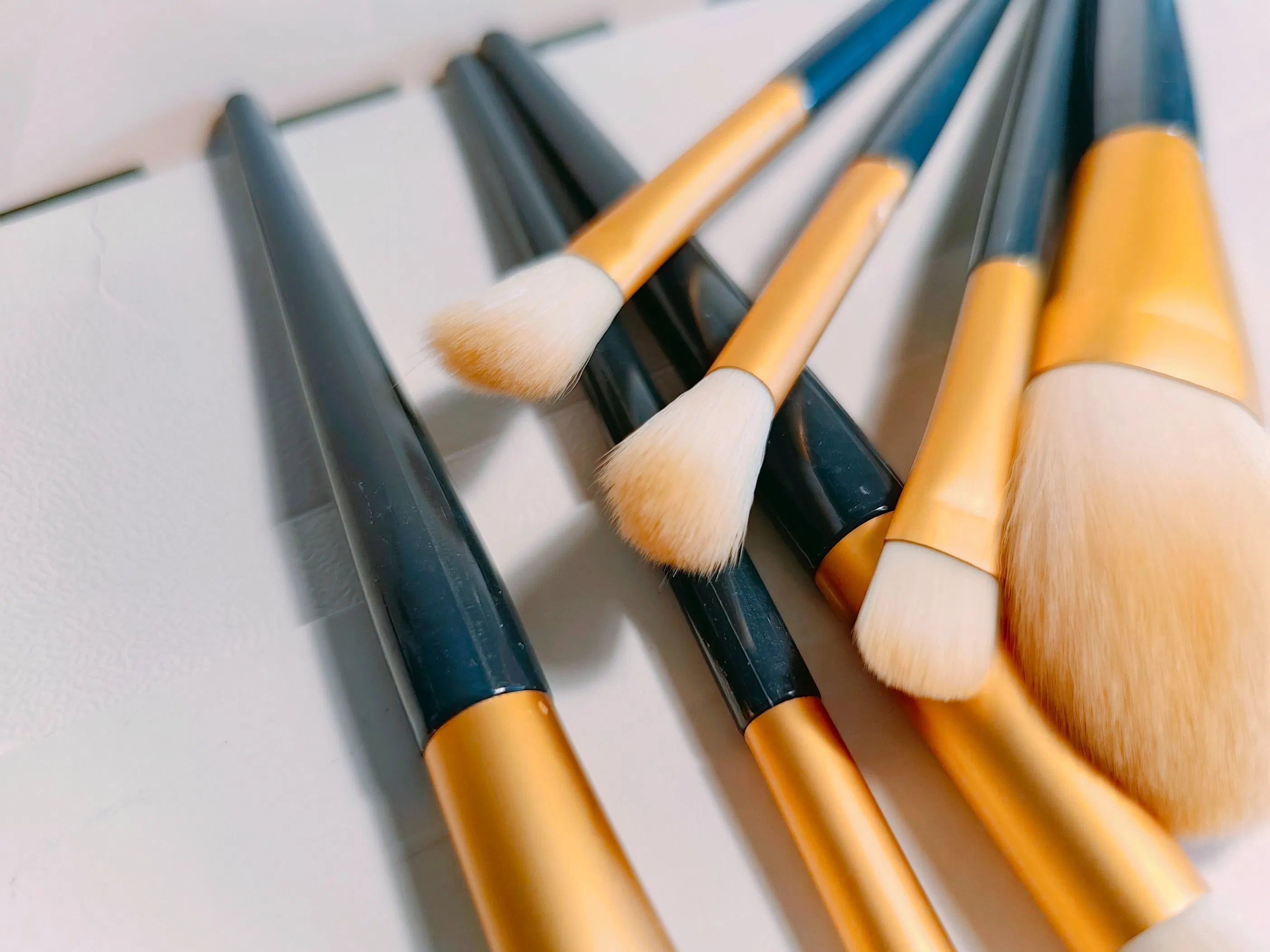 2025 Sustainable Makeup Brush Set: 12 Eco-Friendly Tools