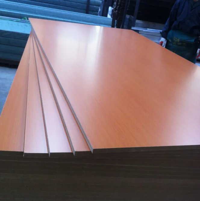 3mm-18mm Medium Density Fiberboard Wood Timber Plain MDF Sheet Supplier