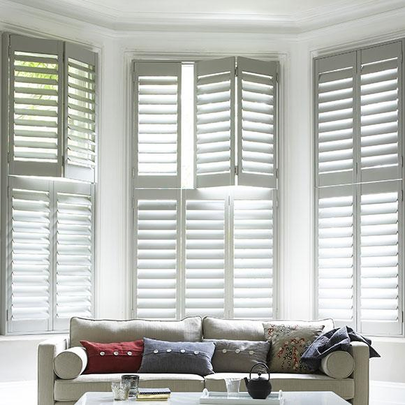 China Custom Design Wholesale White Blinds Plantation Shutters