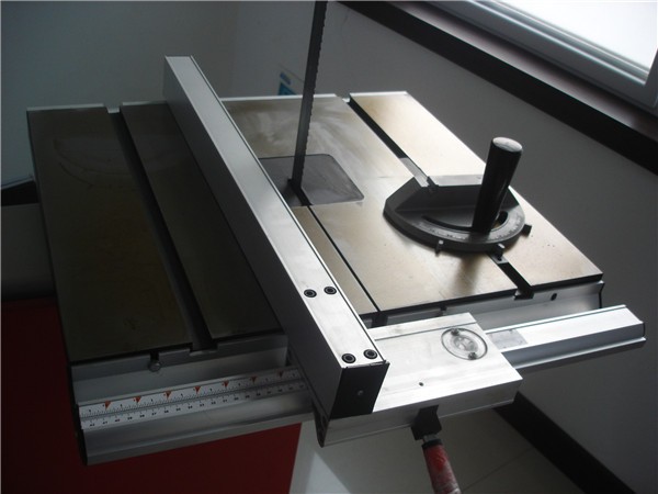 Ленточная пила горизонтальная 3000 Вт 560 мм ZICAR BS24