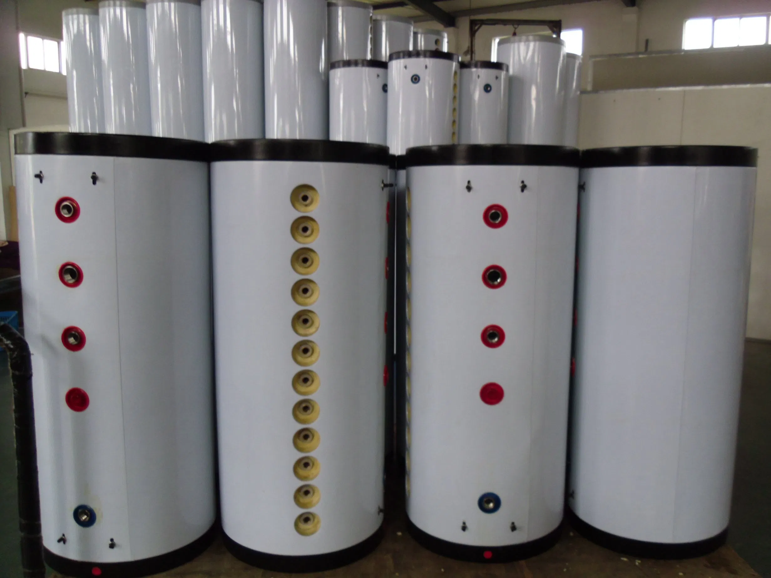 High Efficiency Pressurized Heat Pipe Solar Water Heater (INLIGHT)