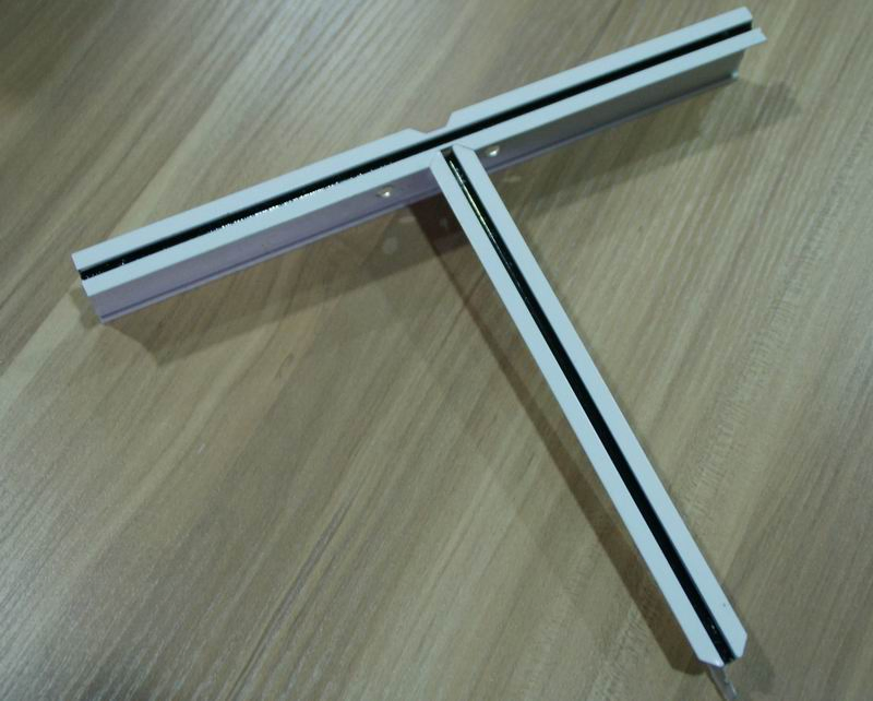 Black Line /Grooved Ceiling Grids