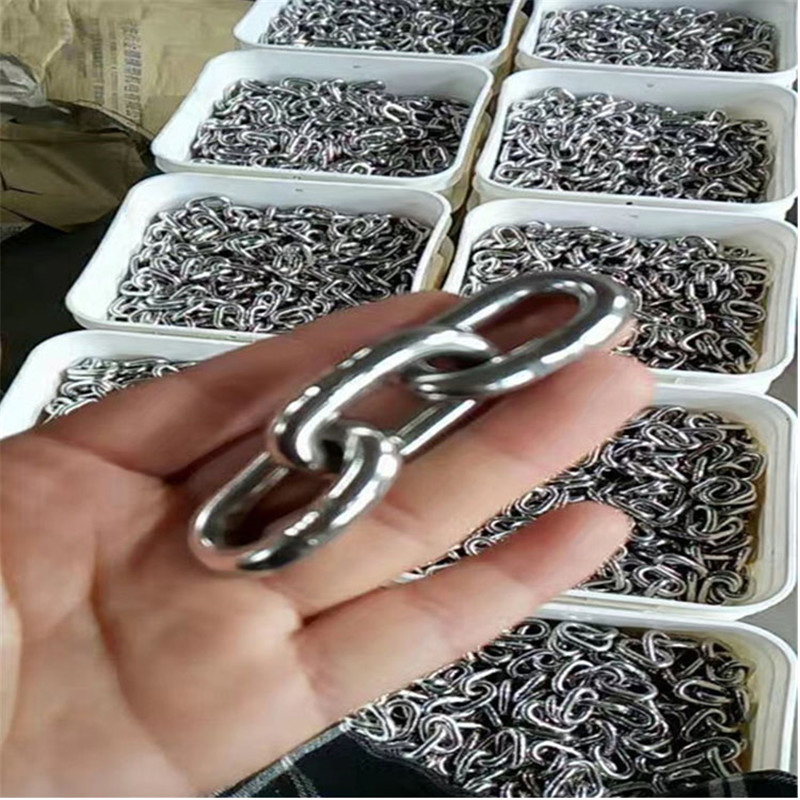 Black Painting/Galvanized High Quality/Strength G80/G100/G30/G43 Welded/Alloy Steel/Carbon Chain for Coal Mining/Traction North America/Europe Marke Free Sample