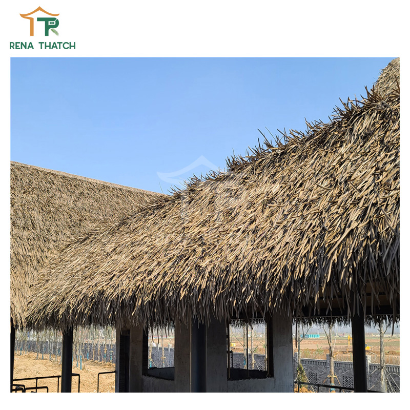 Cheap Anti-UV Synthetic Palm Leaves Roof Thatch Roof Tiles Artificial Thatch Roof