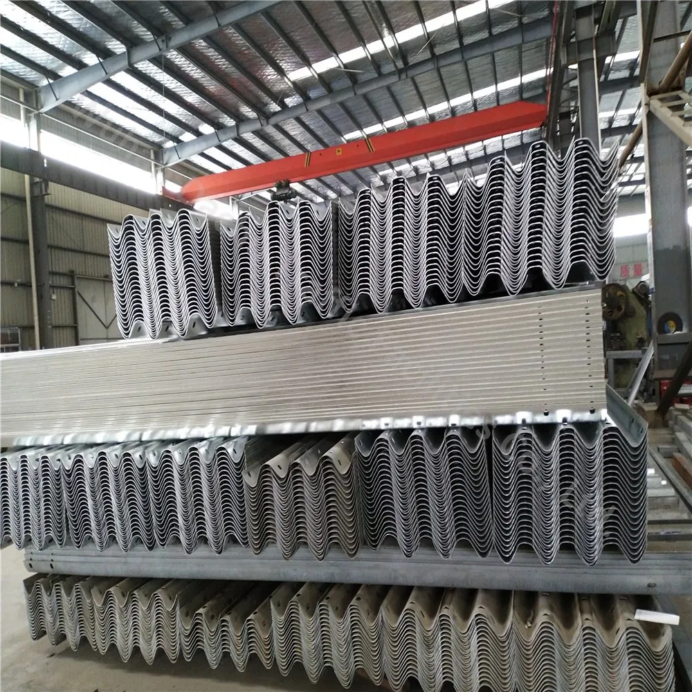 Galvanized Carbon Steel Thrie Beam Roadway Crash Barrier