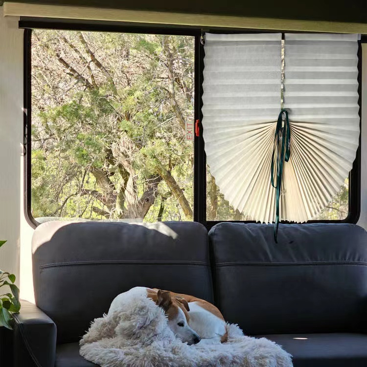 Polypropylene with Ribbon, Pleated Semi-Shading Curtain PPR5506, Can Be Cut and Pasted