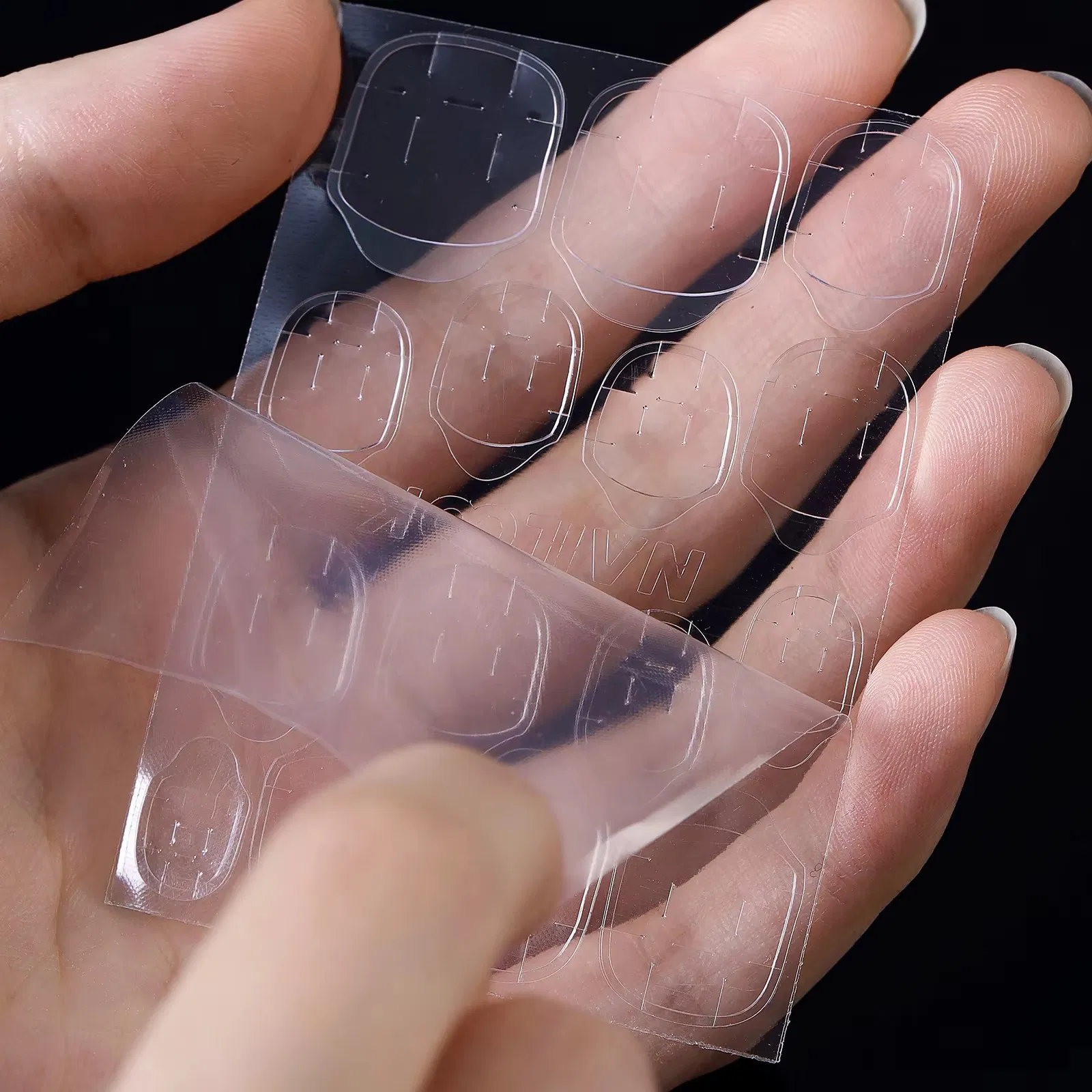 Double-Sided Fake Nails Art Tape Glue Sticker DIY Tips Nail Acrylic Nail Gel Makeup Tools on The Nail.