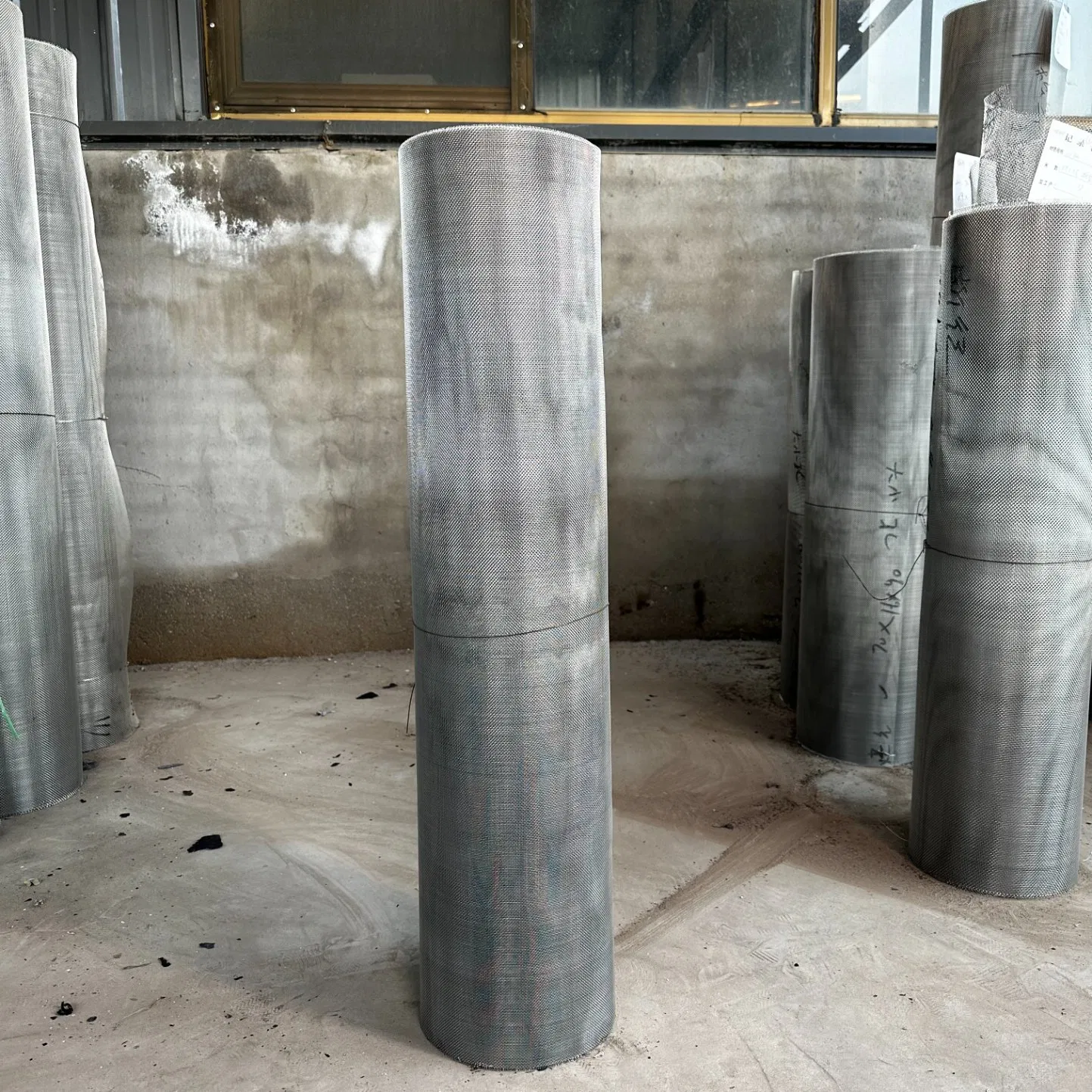 Heavy-Duty 10mm Steel Wire Mesh Screen for Versatile Use