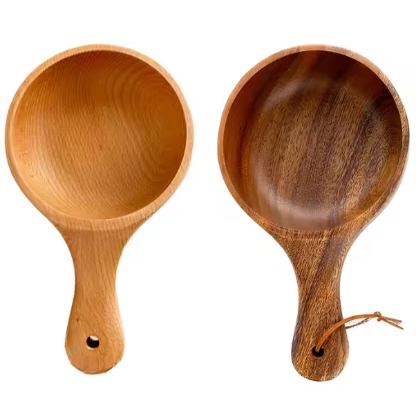 Деревянная салатница с ручкой из бамбука