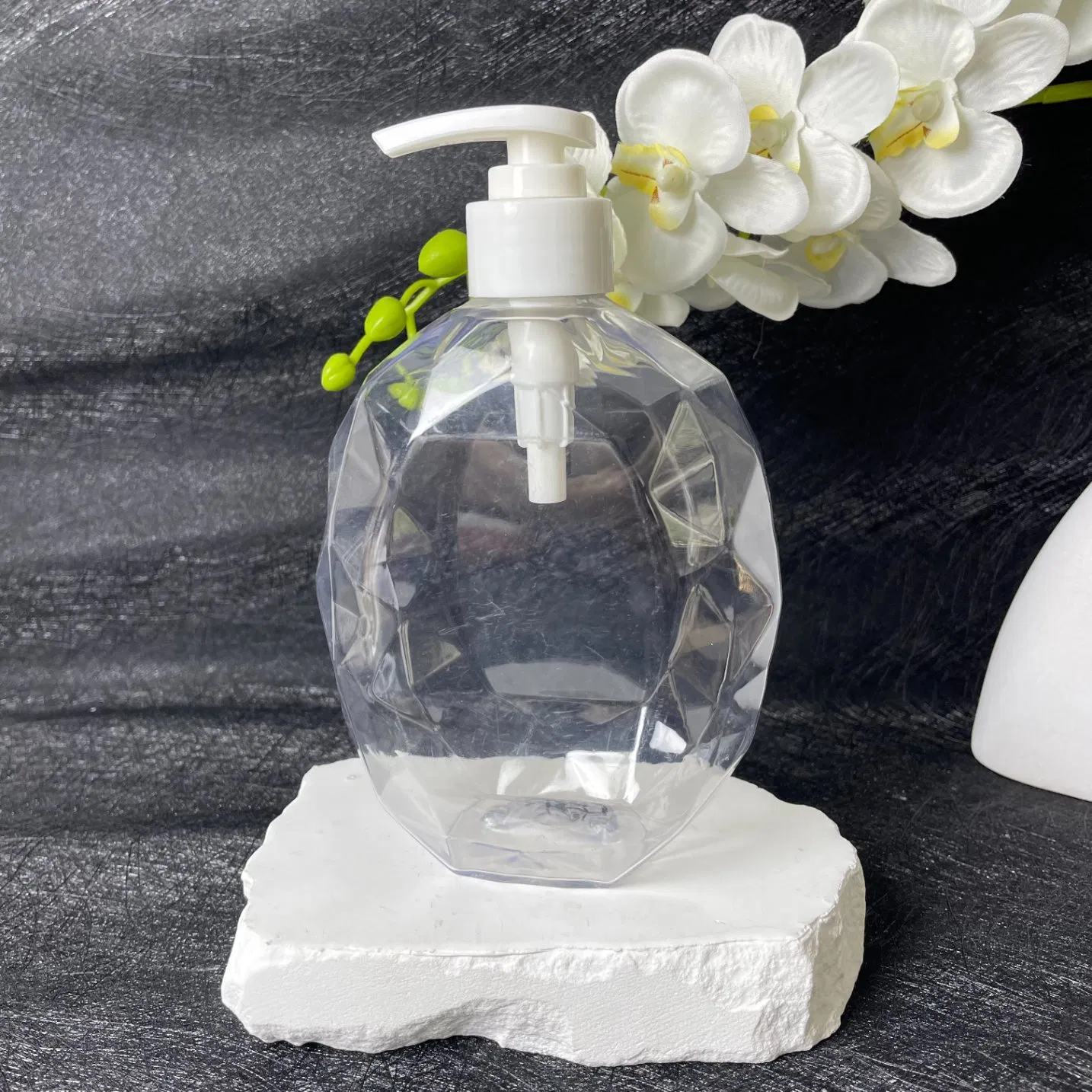 300ml (10oz) Clear Plastic Facial Cleanser Bottle - Ideal Packaging for Cleansing Oil
