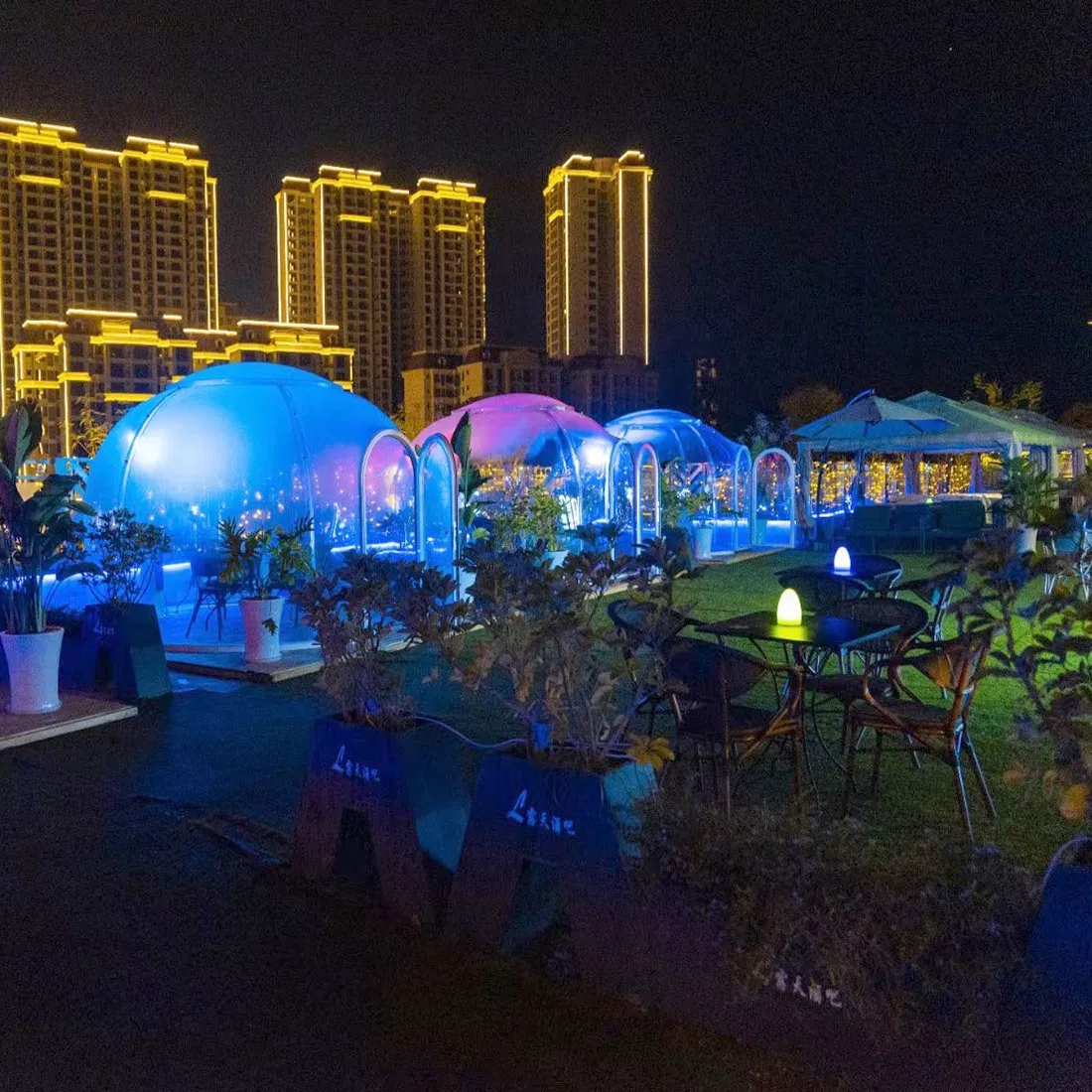 Transparent Polycarbonate Soundproof Sun Protection Outdoor Bubble House Dome