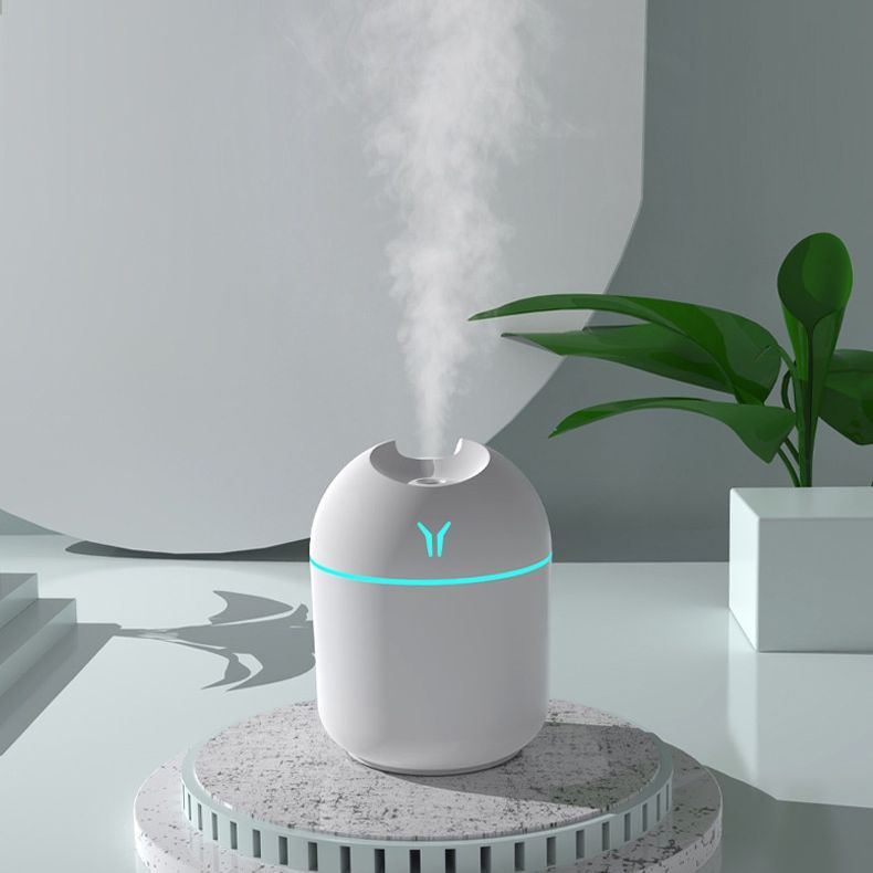 Portable Car Humidifier 250ml Night Light Air Humidifier Air Purifier USB Mist Maker for Home Office Humidifiers for Bedroom