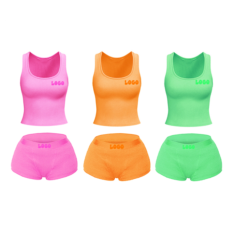 Комбинезон женский в рубчик с вышивкой модный