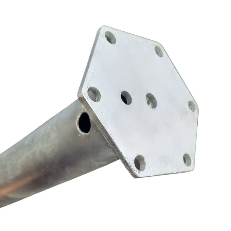 Винтовой анкер с квадратным фланцем для прочного фундамента