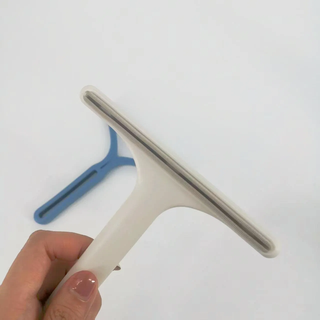 2PCS Manual Portable Fabric Shaver Magic Household Lint Trimmer Roller for Coats Woolen & Cashmere Effective on Pet Hair Cleaning Shaver Tool