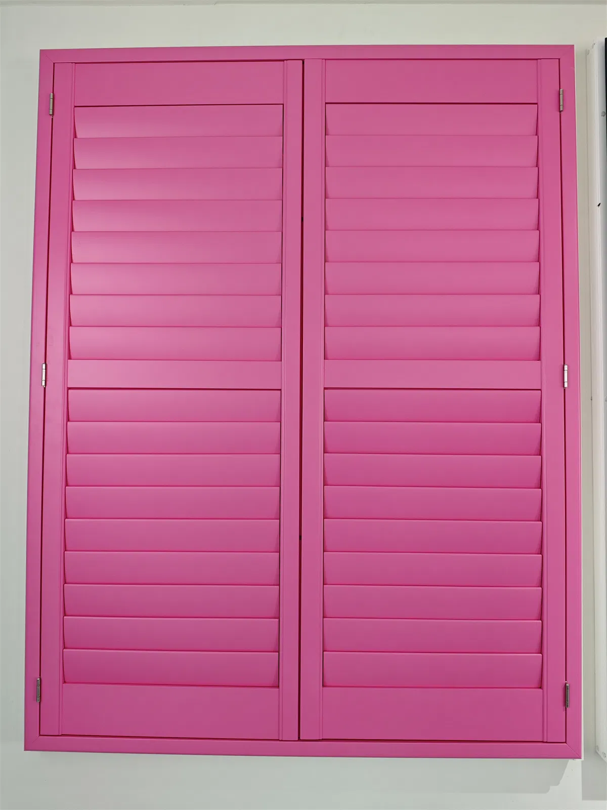 Custom Shutters White Color Plantation Shutters for Window Shades Ventilation Shutters