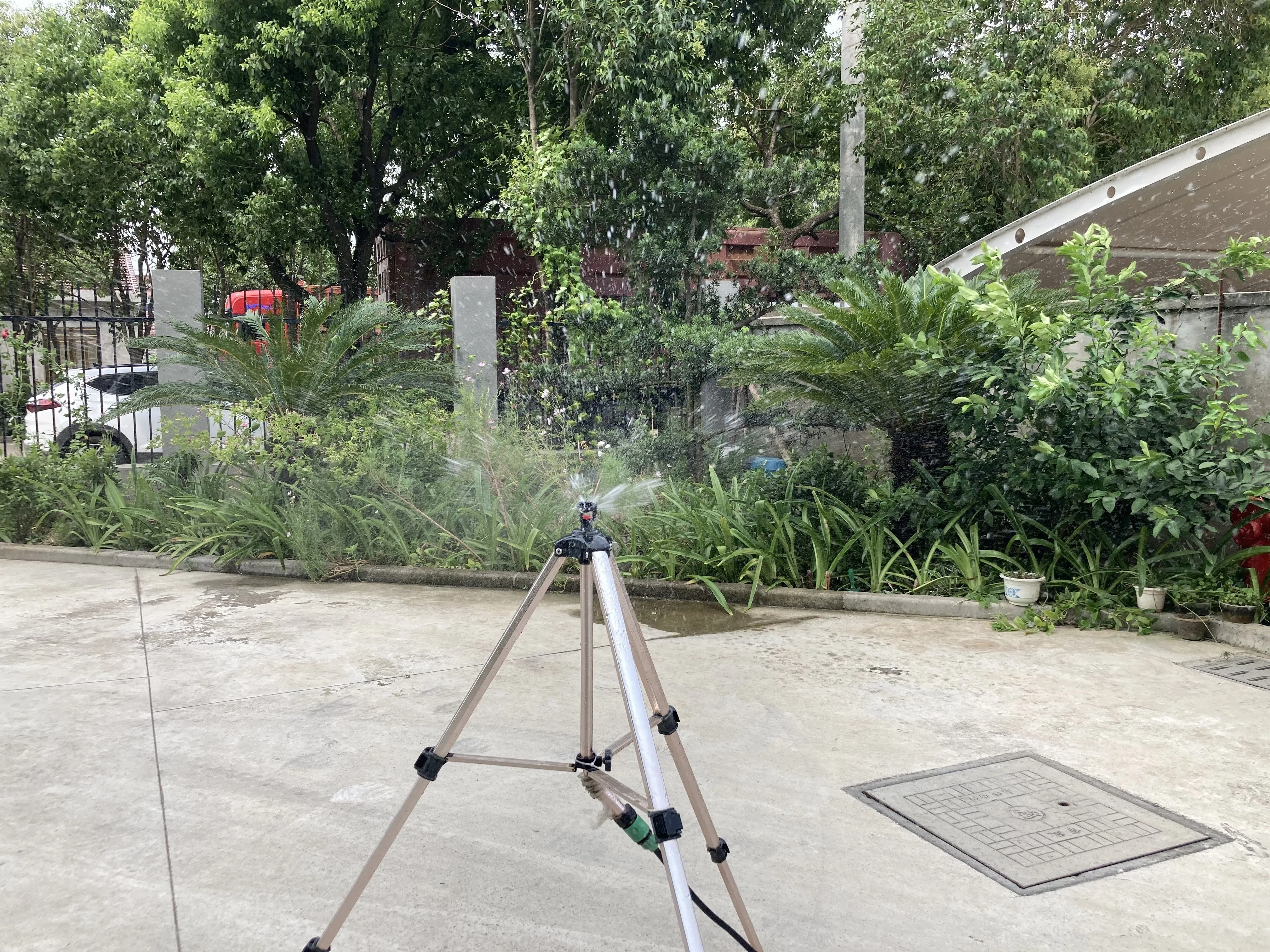 Compact High Angle Rotating Wobble Sprinkler for Efficient Irrigation