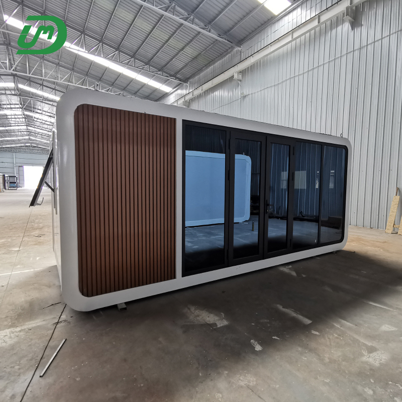 Outdoor Eco Apple Luxury Pod Prefabricated Hotel Capsule Room Cabin House